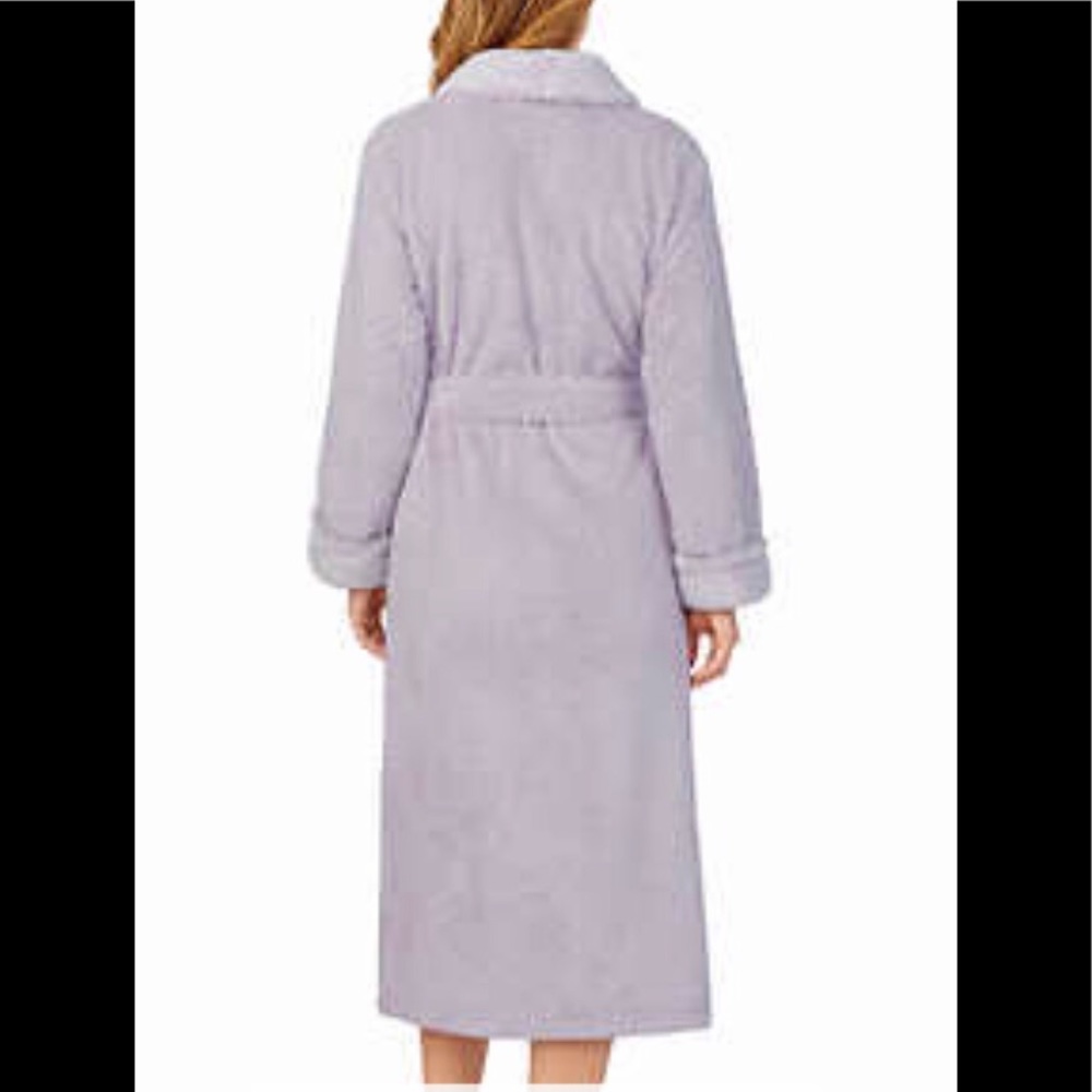 Carole Hochman Ladies' Plush Robe - Picture 6 of 8